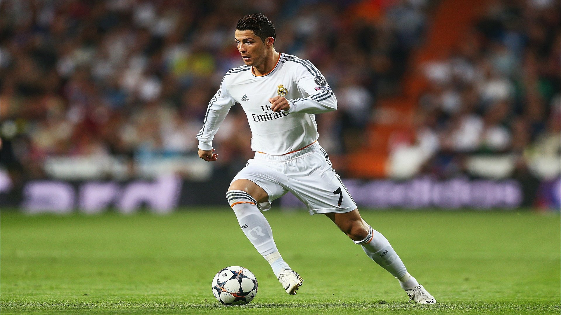 2026世界杯E组惊天冷门，芬兰压制法国，归化天才贝林厄姆导演完美风暴